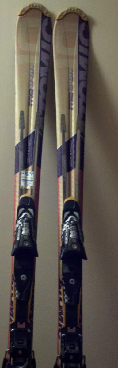 Here are the skis.