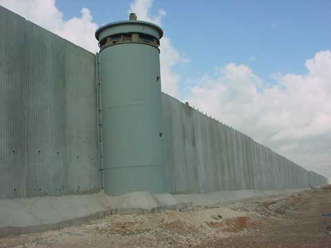 israel_wall_tower_2_ufnlj_3868_V6mAm_19672[1].jpg